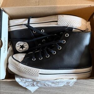 Converse platform Black and White High-Tops